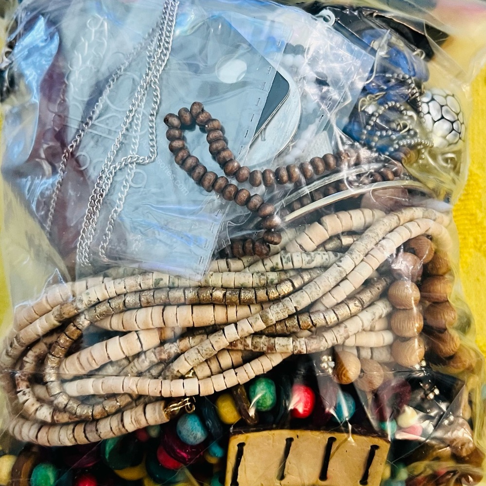 Bulk Assorted Jewelry Collection - Picture 2 of 3